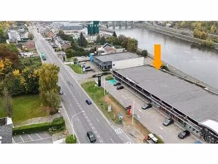 commerce à louer à jambes