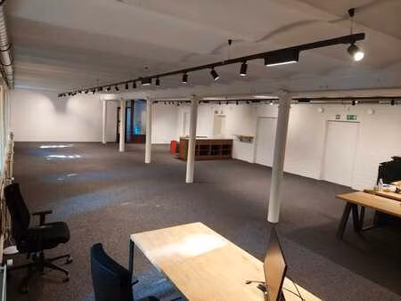 bureau privatisé à loué - boitsfort centre