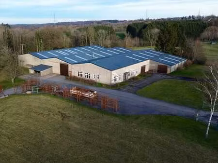 spacieux entrepôt de ±178m² à louer à ferrières