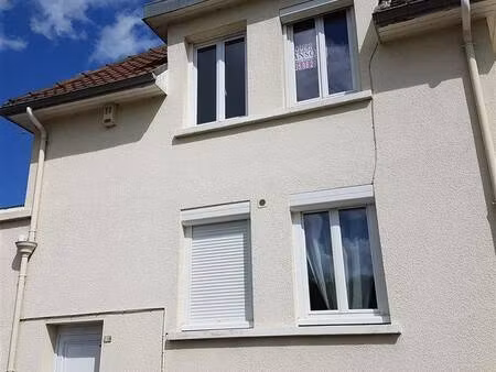 location appartement 4 pièces 63 m² à duclair (76480)
