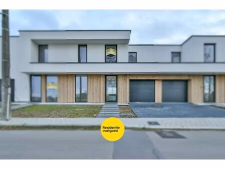 huis te koop in kortemark met 4 slaapkamers