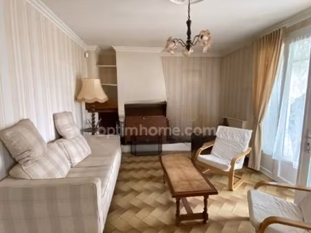 touvre. maison 85 m² sur sous-sol avec garage et jardin