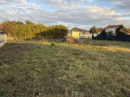 terrain à bâtir de 435 m2 le vernet (31810)
