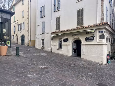 vente locaux professionnels 2 pièces 50.48 m² à hyeres (83400)  168 700 €