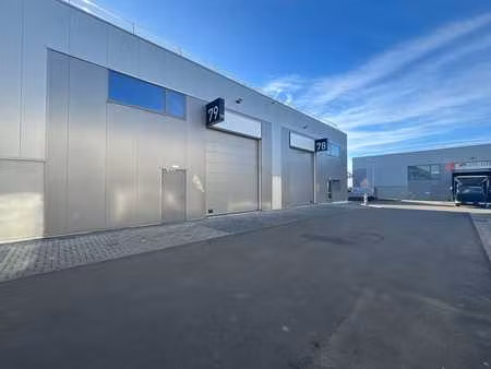 pme unité 130 m² nouvelle construction avec parking