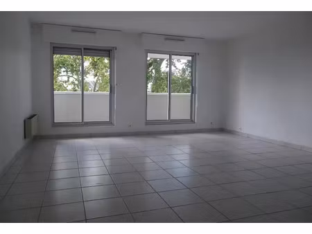 location appartement 1 pièce 36.2 m² à nevers (58000)  485 €