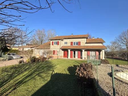 grande maison familiale avec hangar 72 m2