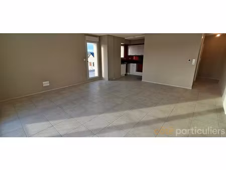 location appartement 3 pièces 78.5 m² à luc-la-primaube (12450)  810 €