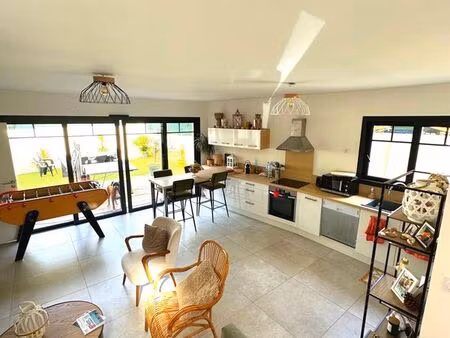 propriété 4 pièces 90 m²