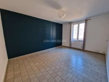 location appartement 3 pièces à dieppe (76200) : à louer 3 pièces / 55m² dieppe