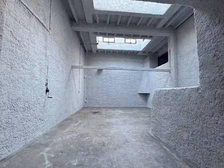 location locaux professionnels 100 m² à saint-etienne (42000)  520 €