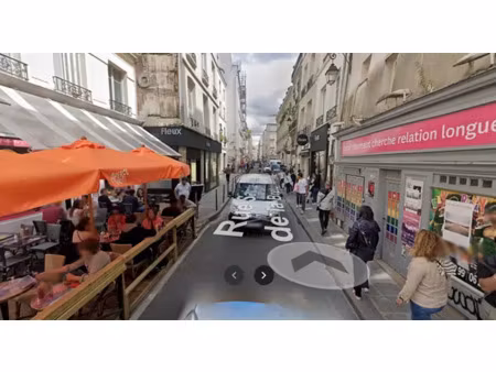 local commercial - marais - emplacement numéro 1