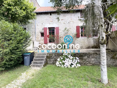 tres belle maison en pierre à proximité de clisson