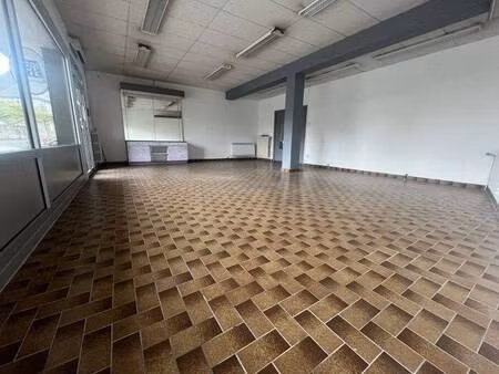 local commercial à louer