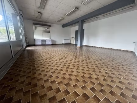 local commercial - centre ville d'egletons