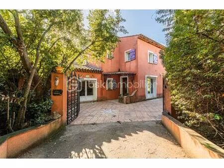 maison de 192 19 m² à le pradet