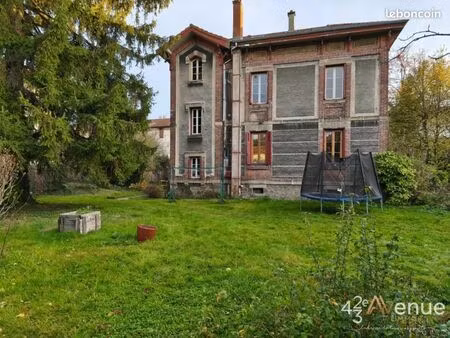 maison 7 pièces 146 m²