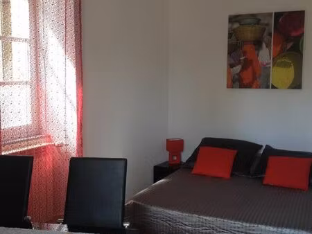 studio à la campagne