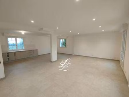 location maison à betton (35830) : à louer / 135m² betton