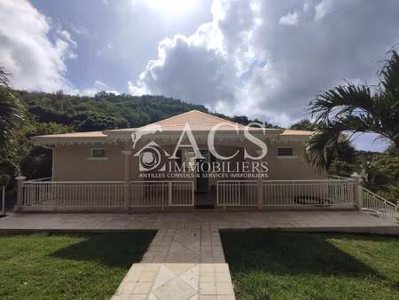 spacieux haut de villa t4- quartier micolo case pilote