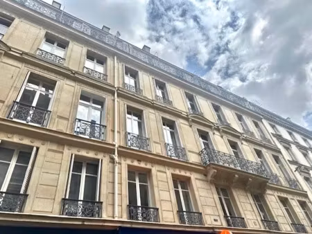 petits bureaux en rdc sur cour - proche st lazare