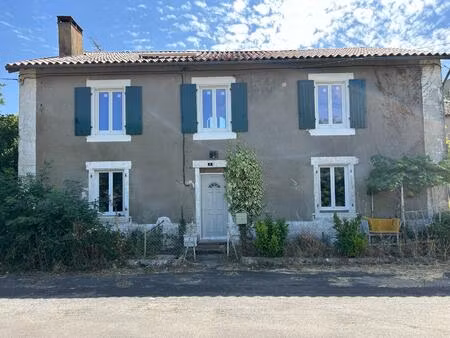 vente maison de maitre au calme - 3 chambres - grenier grand terrain