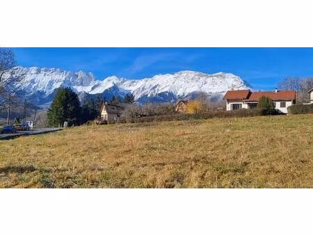 terrain constructible viabilisé à vendre