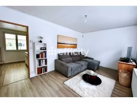 maison 3 pièces - 63 m²