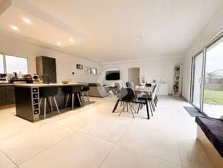 vente maison à saint-avaugourd-des-landes (85540) : à vendre / 134m² saint-avaugourd-des-l