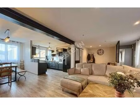 vente maison à saint-pierre-montlimart (49110) : à vendre / 146m² saint-pierre-montlimart