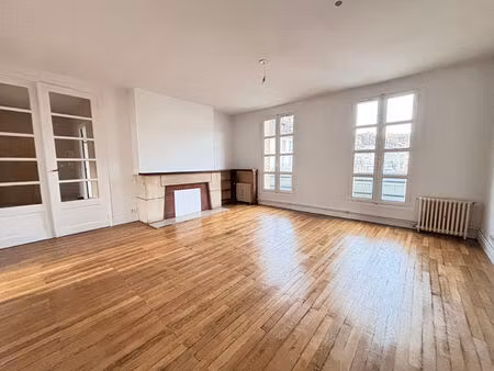 appartement f3 hyper centre-ville