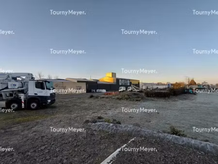 local d'activites a vendre