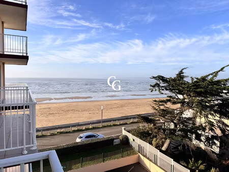 t2 vue mer - tharon plage