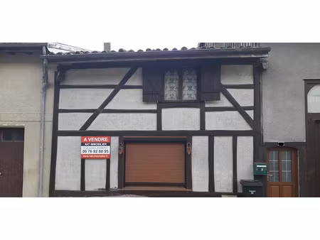 vente maison 4 pièces 110 m² à sainte-menehould (51800)  65 000 €