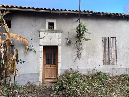 vente maison 3 pièces 80 m² à vibrac (17130)  50 000 €