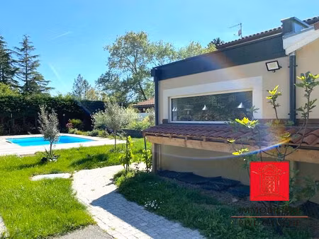 belmont d'azergues  belle villa meublee avec piscine de 3 chambr