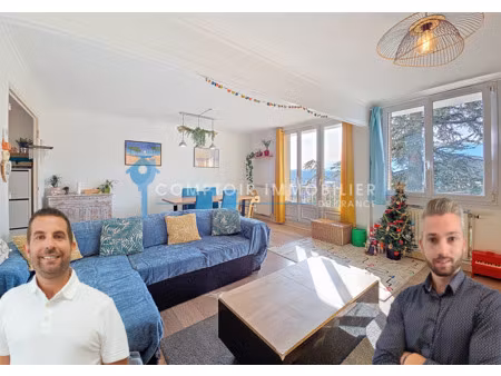 appartement 4pièce(s) 3chambre(s) 81 m² la tronche (38700)