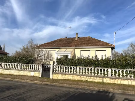 vente maison 5 pièces 80 m² à guérigny (58130)  85 000 €