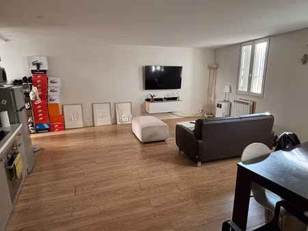 immeuble chatellerault 5 pièce(s) 119.68 m2