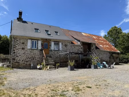 belle longere du pays