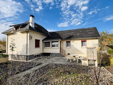 agreable maison familialle 3 chambres avec terrain