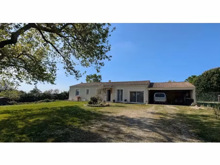 vente maison 4 pièces 88 m² à baignes-sainte-radegonde (16360)  200 000 €