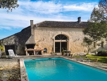 annonce vente maison 5 pièces de 196m2 à saint genes de fronsac (33240) - paruvendu.fr ref
