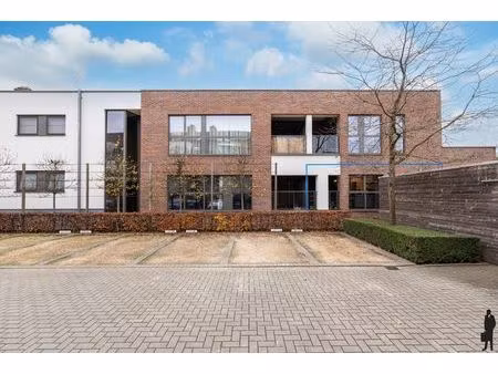 stijlvol appartement met 2 slaapkamers in hartje hoogstraten