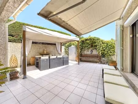 maison de luxe à vendre à villeneuve-loubet : 1 090 000 € | 121m²