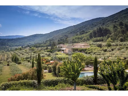 achat maison 12 pièces 426m² menerbes 84560