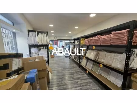 location local commercial 45m² bordeaux 33300