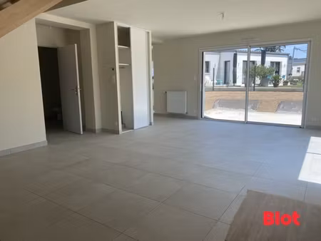 location maison 4 pièces 112m² bain de bretagne 35470