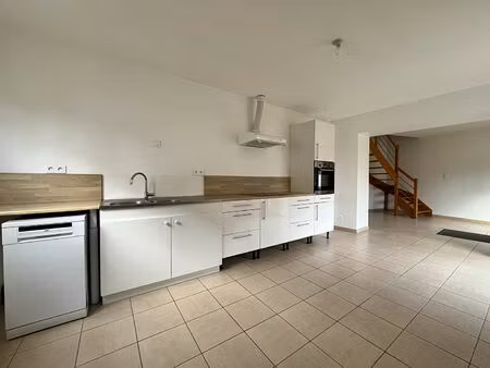 location maison 4 pièces 80m²