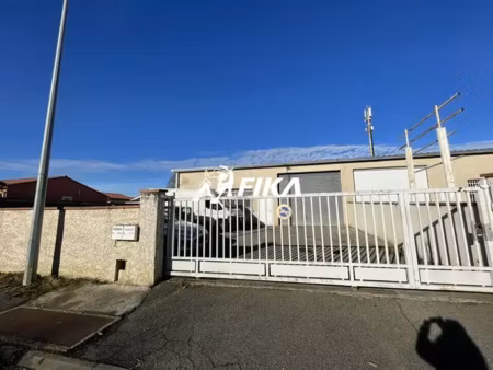 local d'activite a louer